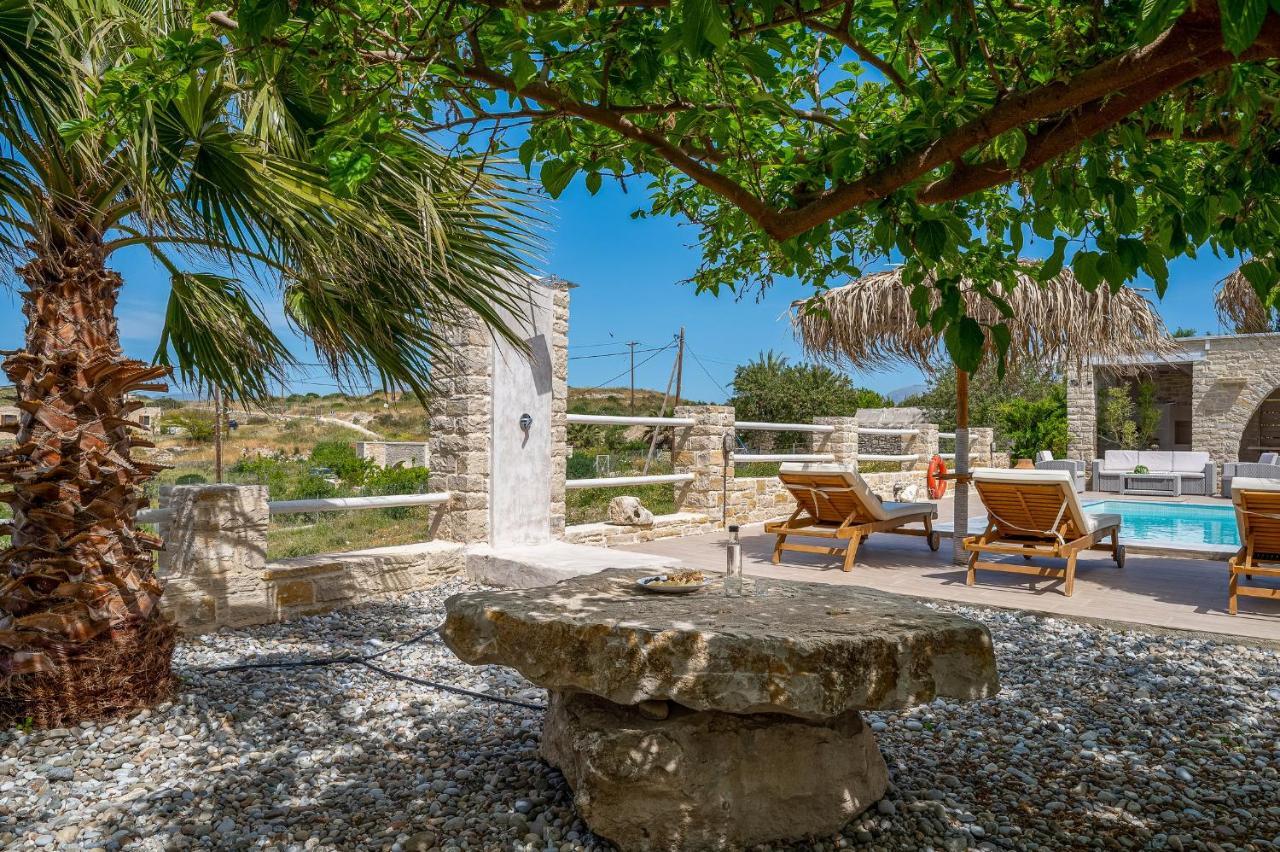 Golden Sky Villa Kamilari Exterior photo