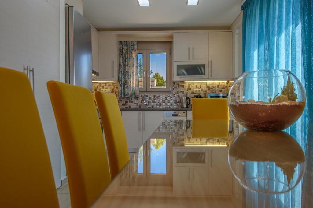 Golden Sky Villa Kamilari Exterior photo